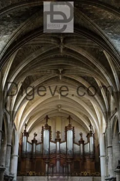 دانلود عکس با کیفیت نمای داخلی سقف کاخ