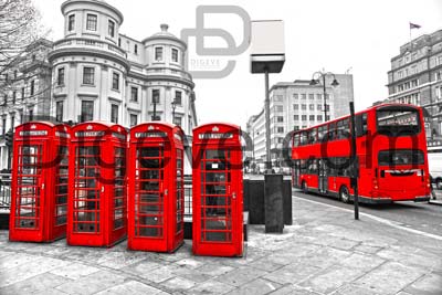 عکس با کیفیت باجه تلفن قرمز و اتوبوس